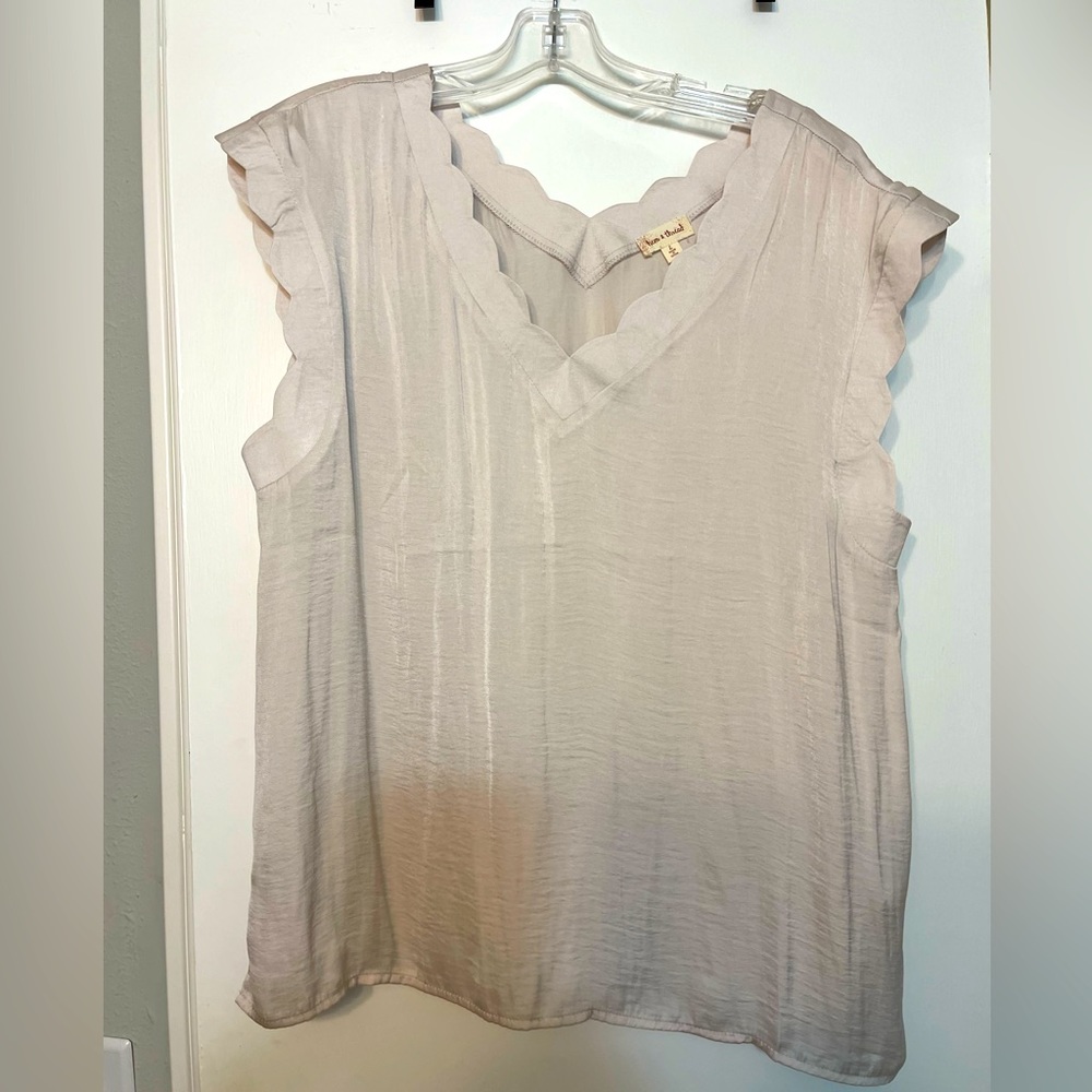 Silky cream top